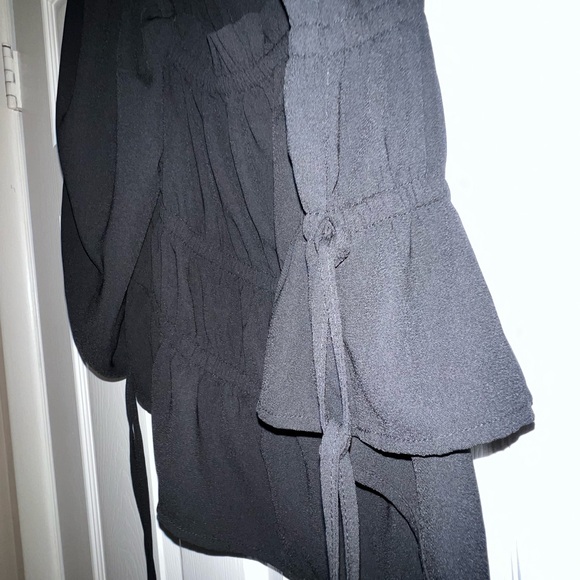 Black Crop Top - Picture 3 of 3